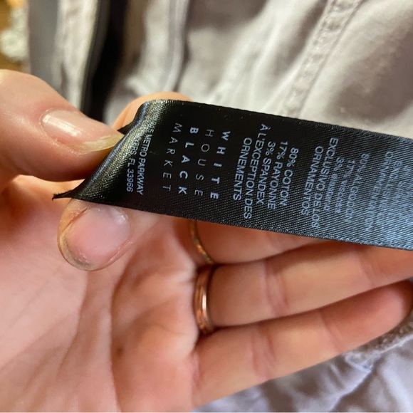 Light lavender cropped bomber jacket. White House black market size 2 - Picture 2 of 9